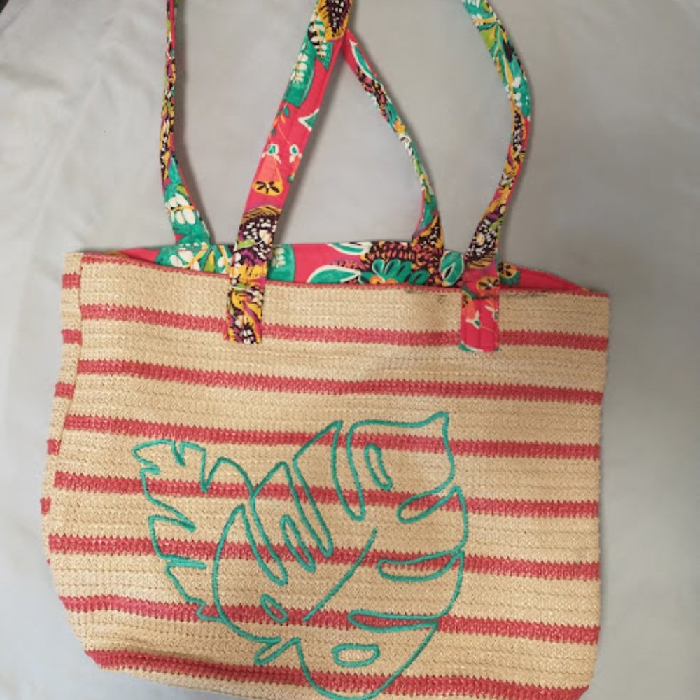 NWOT Vera Bradley Straw Tote